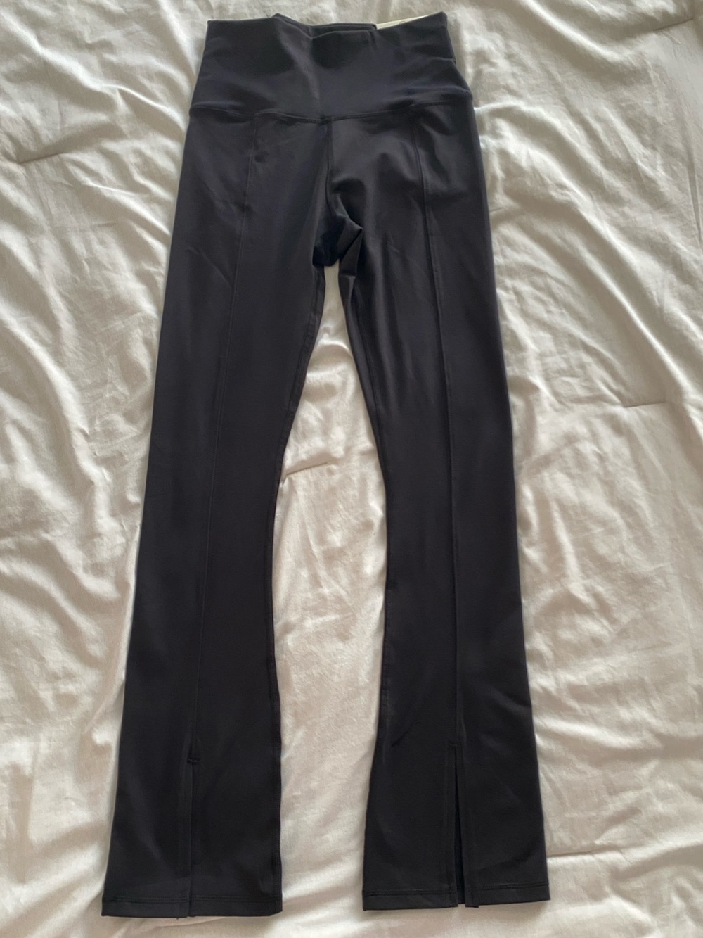 NWT aerie The Hugger Mini-Flare Leggings Medium Short Black